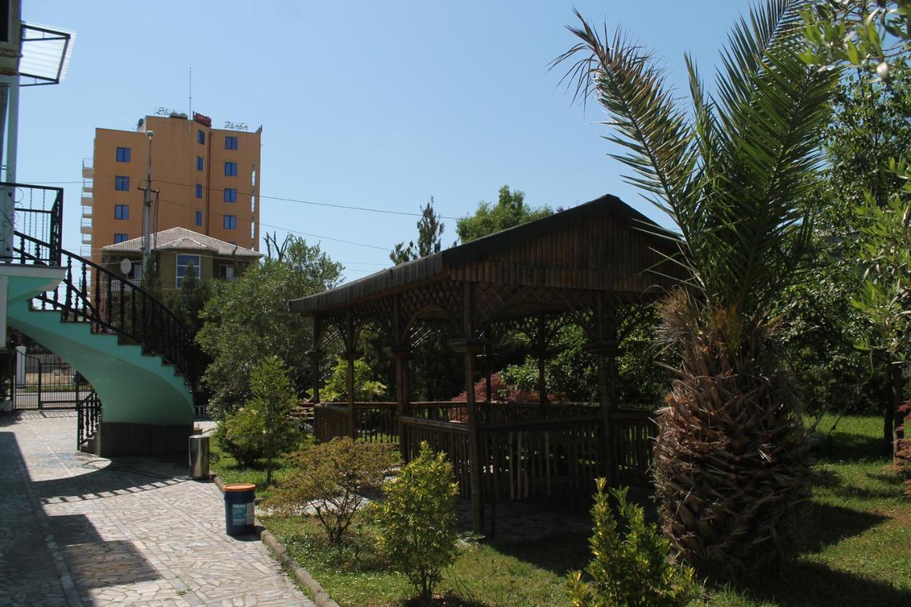 Hotel Villa Oasis Kobuleti Exterior foto