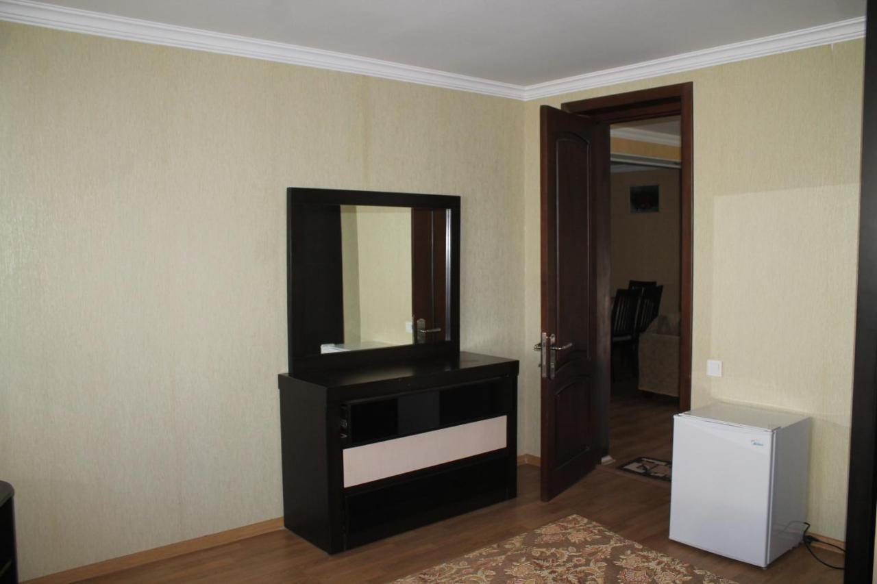 Hotel Villa Oasis Kobuleti Exterior foto